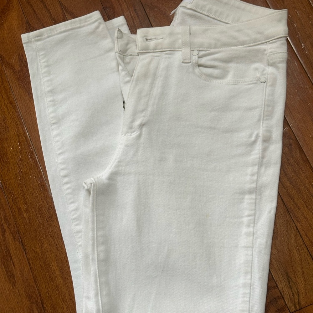 PAIGE White Skinny Jeans with Subtle Texture and Full Length